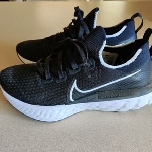 Nike React Infinity